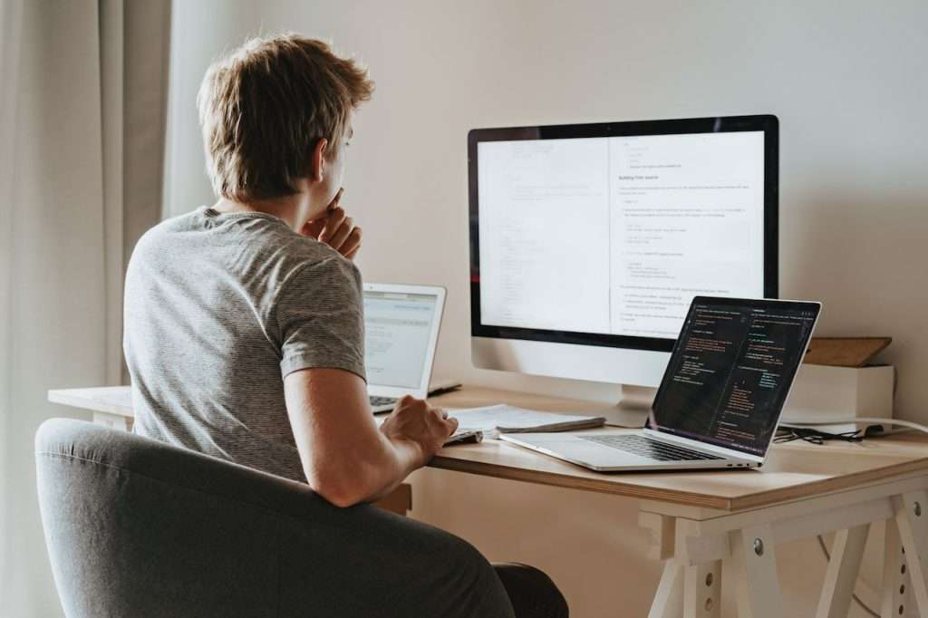 When should you use a Virtual Private Server?​